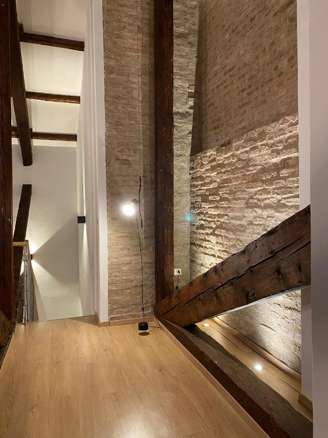 Sacrati 39 Apartment Ferrara Bagian luar foto
