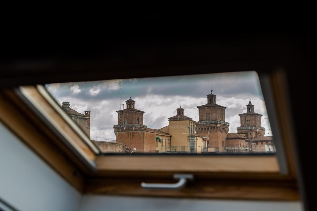 Sacrati 39 Apartment Ferrara Bagian luar foto